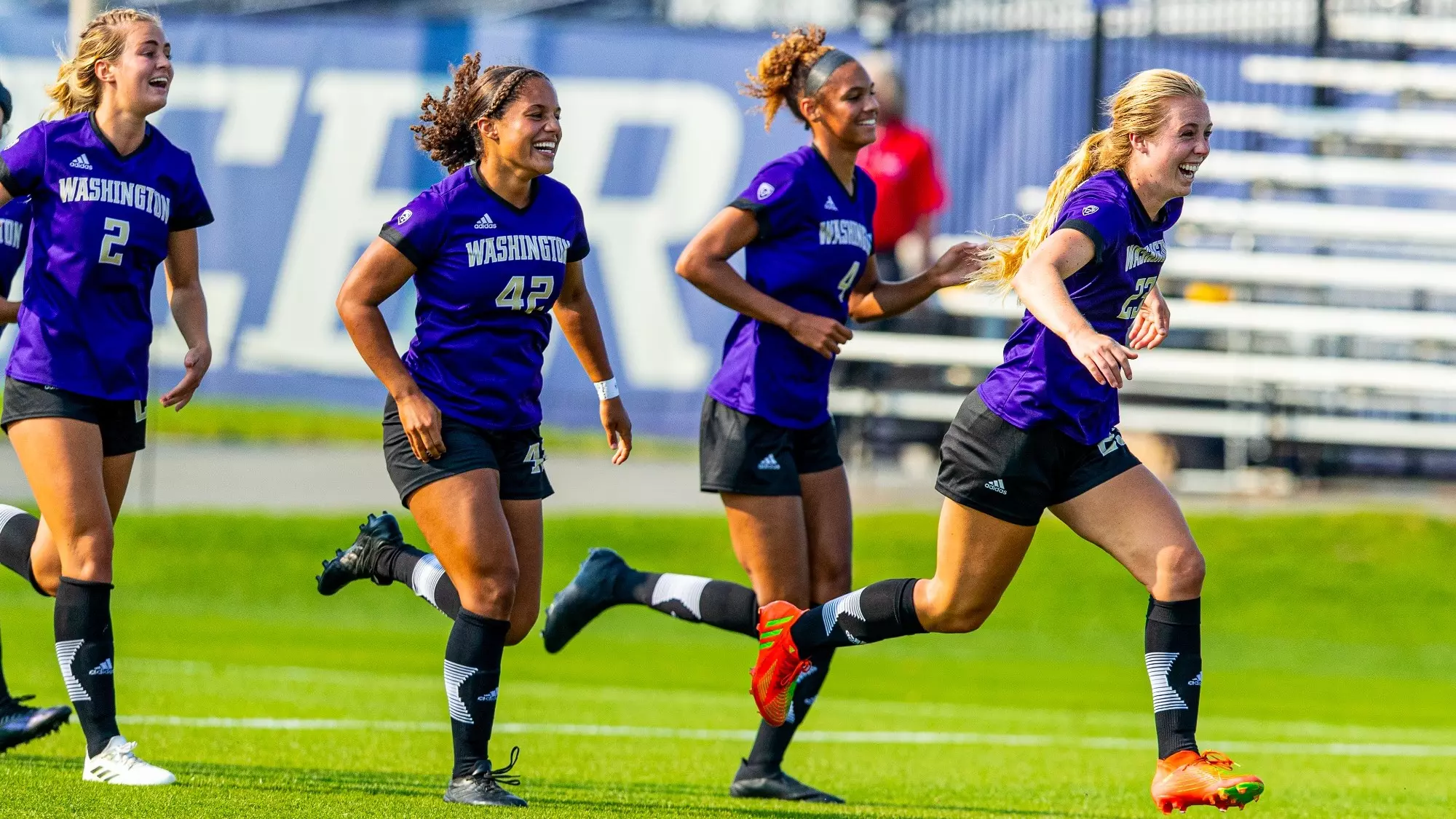 涯中脱颖而 涯中脱颖而